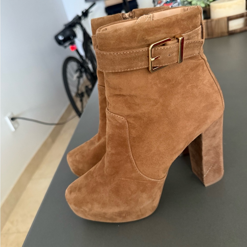 Women's Tan Suede Ankle Boots